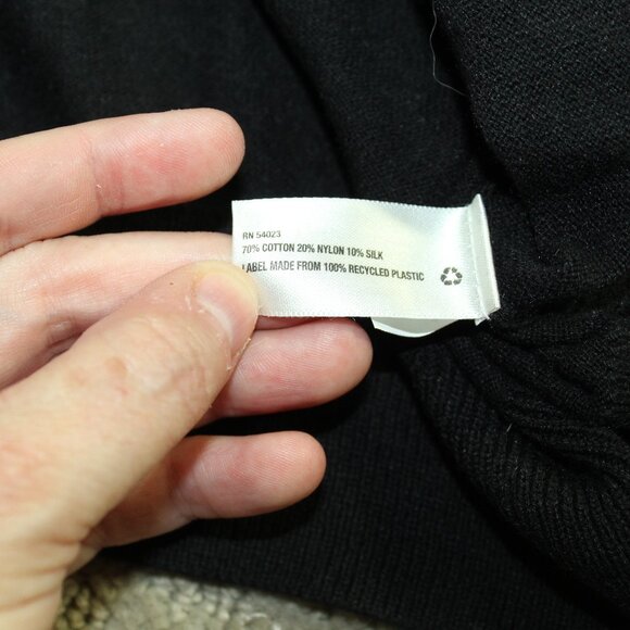 Gap Size M Black Knit Button Up Cardigan - Picture 6 of 6